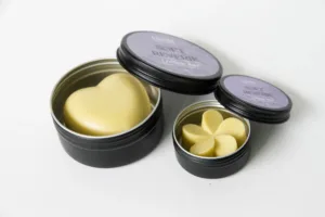 HANIE COLLECTIVE Lotion Bar – Soft Reverie